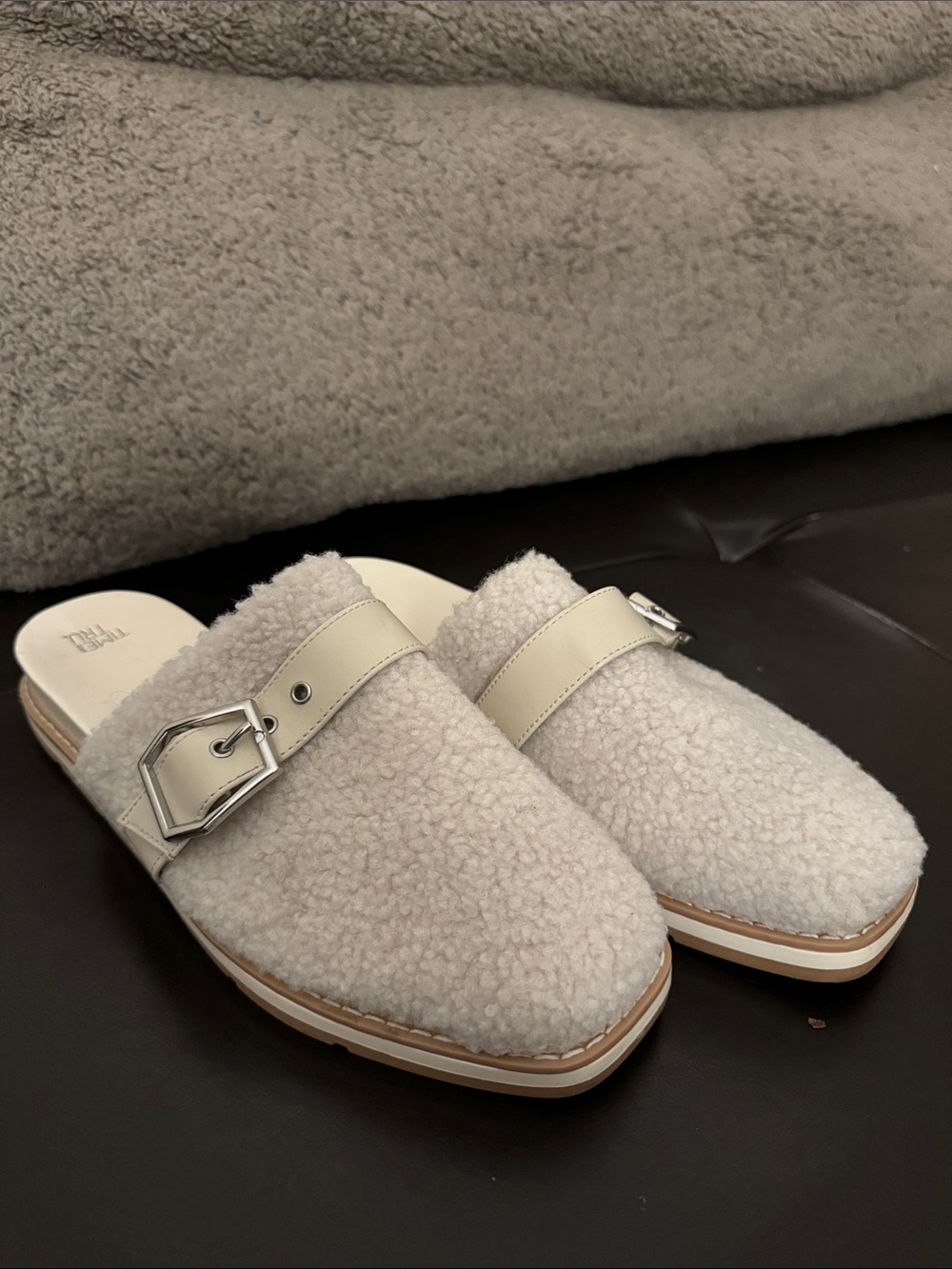 Square toe Mule - Picture 2 of 4